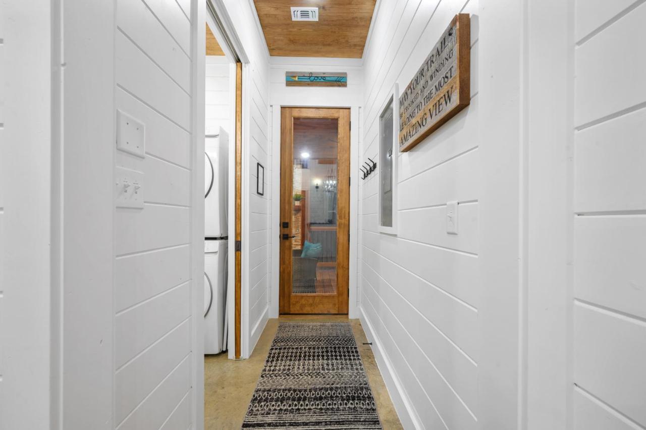 Bella Luna Cabin - Cozy Farmhouse Cabin, Private Deck, Swing Set, Fire Pit, Hot Tub Villa Broken Bow Eksteriør bilde