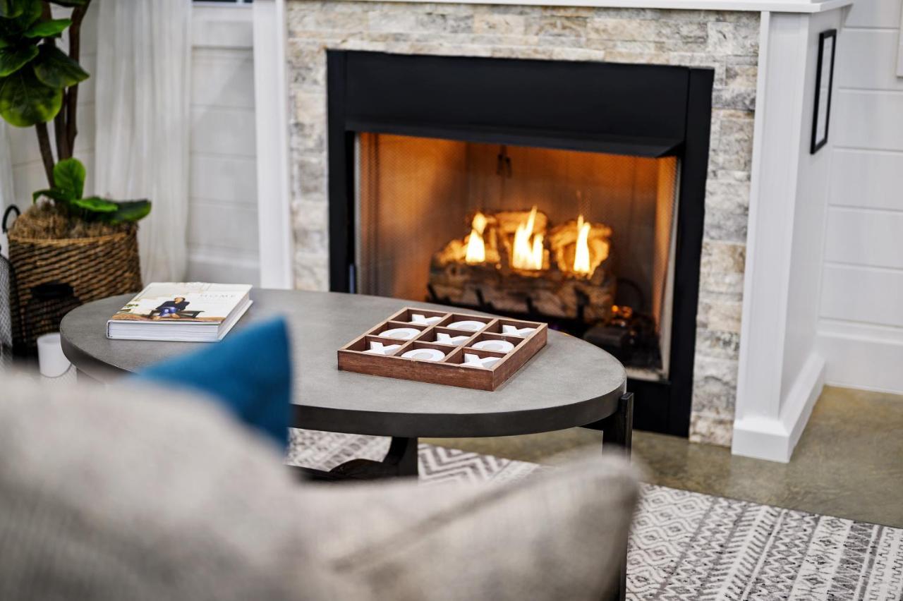 Bella Luna Cabin - Cozy Farmhouse Cabin, Private Deck, Swing Set, Fire Pit, Hot Tub Villa Broken Bow Eksteriør bilde